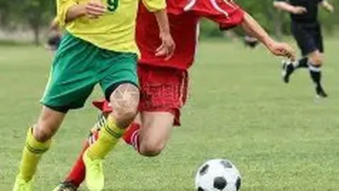 《阿森纳独领风骚，5分优势领跑英超；切尔西跌落至第四，利物浦激战列第八》